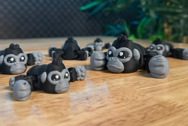 Articulated Gorilla Fidget Toy – view 8, 3D printed by RS-3D
