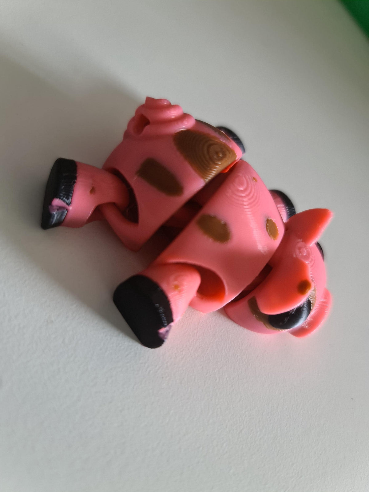 Articulated Pig Fidget Toy – view 8, 3D printed by RS-3D