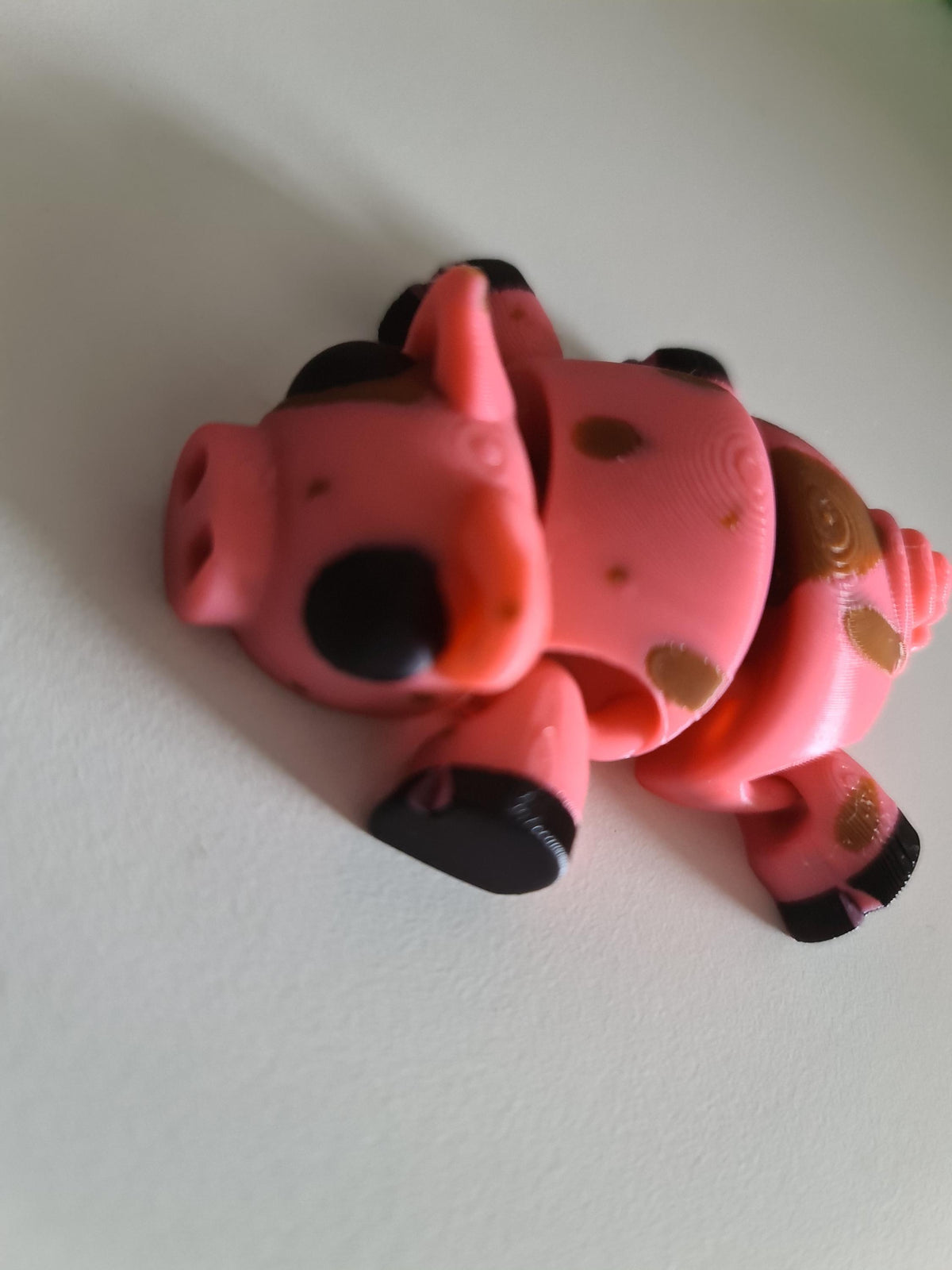 Articulated Pig Fidget Toy – view 4, 3D printed by RS-3D