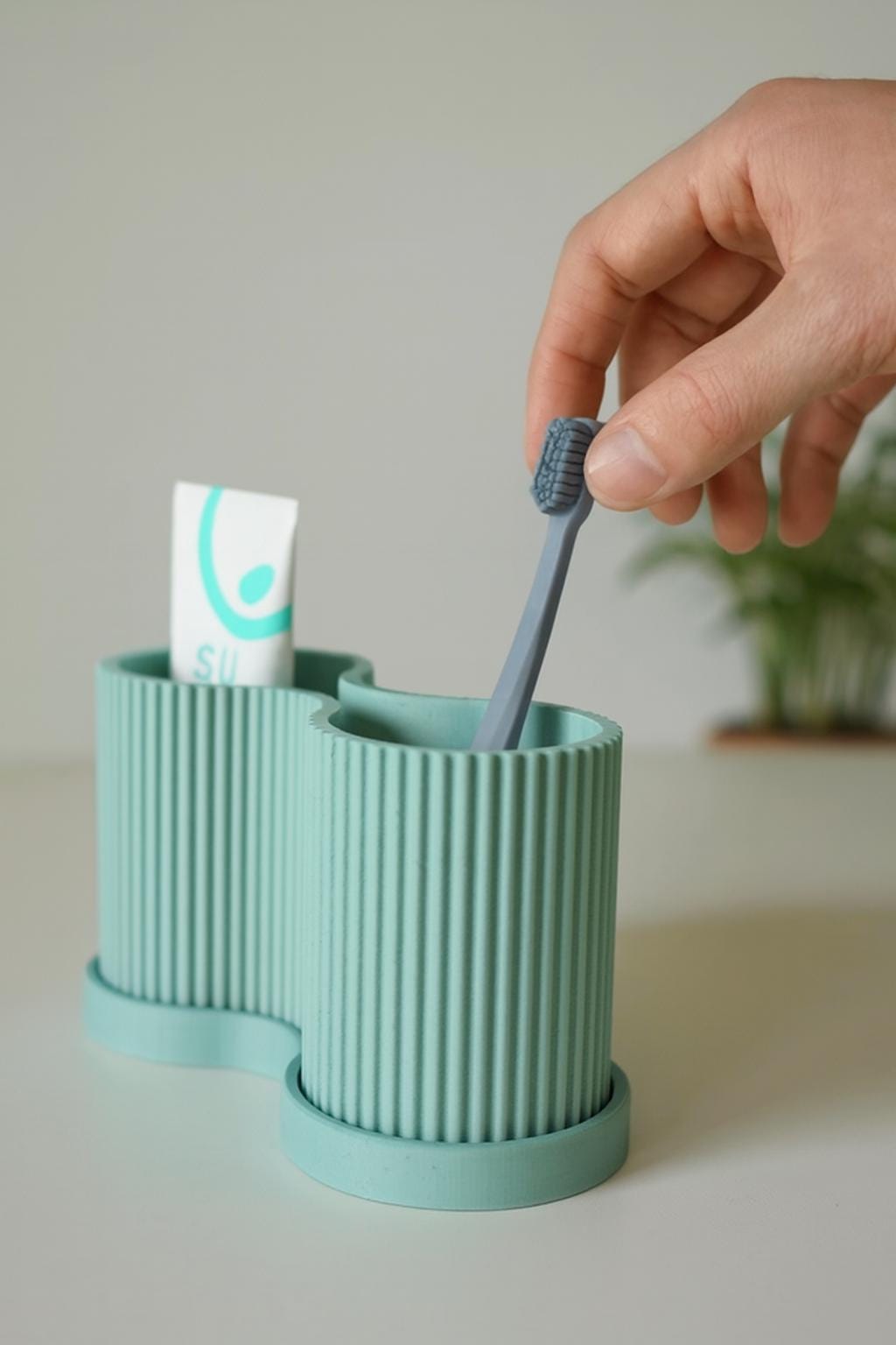 Modern Bathroom Organizer | Ribbed Toothbrush Toothpaste Holder | Desk & Makeup Storage | 3D Printed Minimalist Organizer